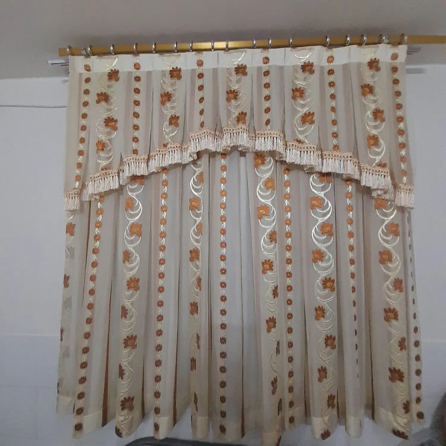 ۵عدد پرده و چوب پرده و والان|پرده، رانر، رومیزی|تفرش, |دیوار