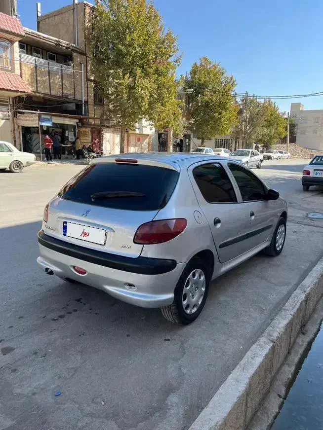 206نقره ای|خودرو سواری و وانت|خرمآباد, |دیوار