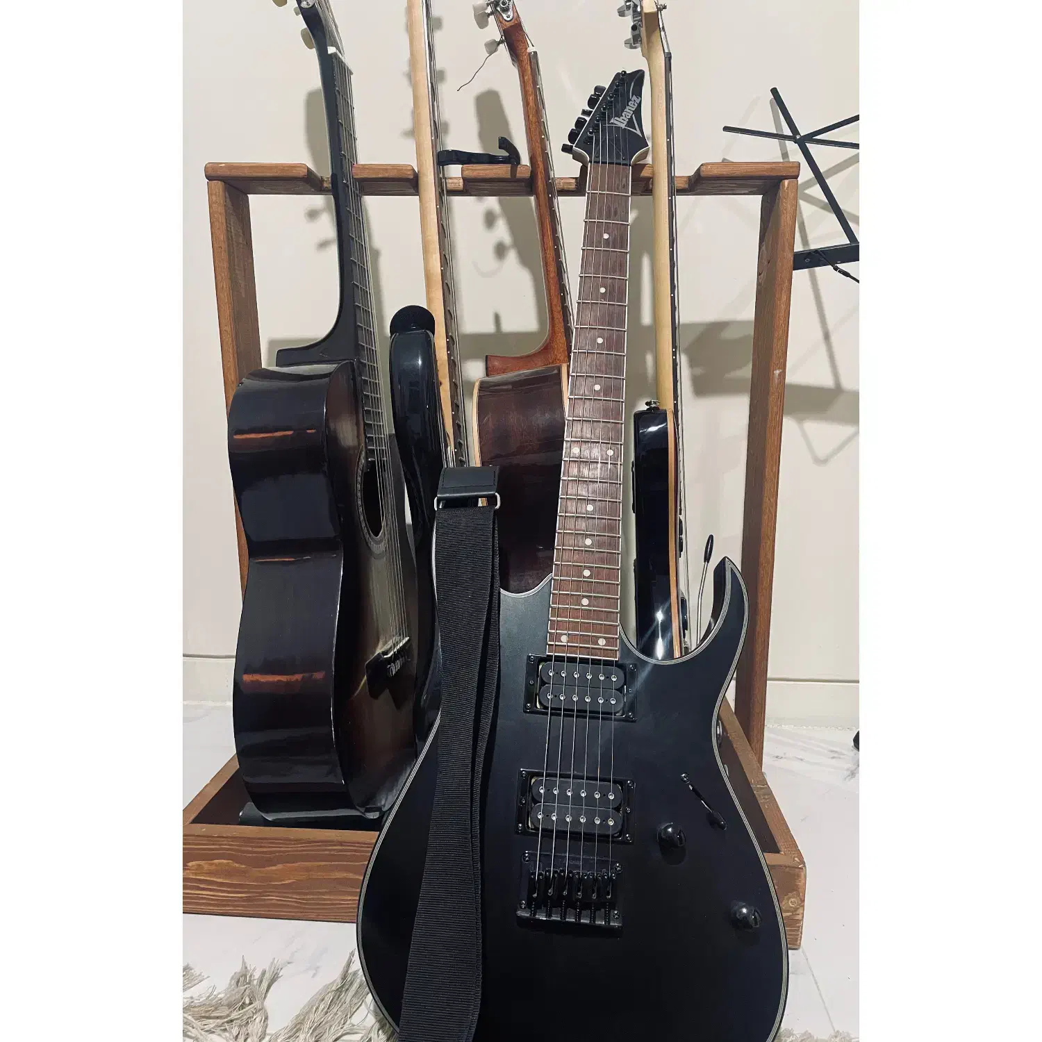 گیتار آیبانز rg421 ibanez|گیتار، بیس، امپلیفایر|همدان, |دیوار