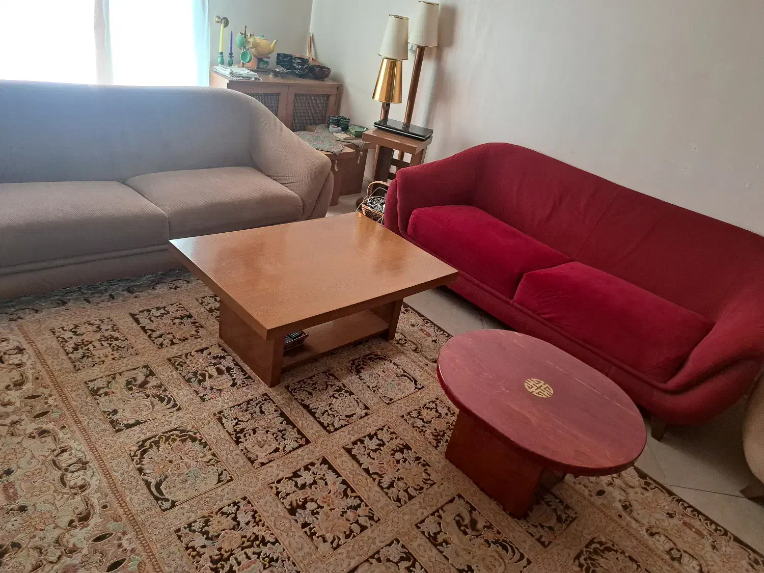مبلمان ۷ نفره و سه عدد میز|مبلمان خانگی و میز عسلی|تهران, حکمت|دیوار