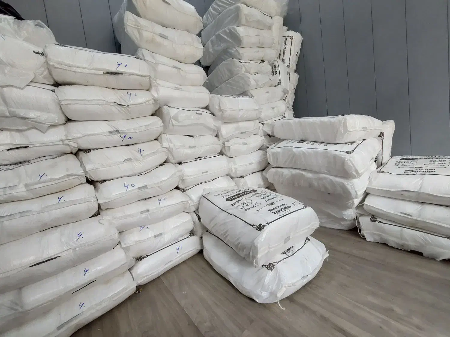 پلاستیک درجه ۱ دسته دار تحویل در محل|ظروف نگهدارنده، پلاستیکی، یک‌بارمصرف|خرم‌آباد, |دیوار