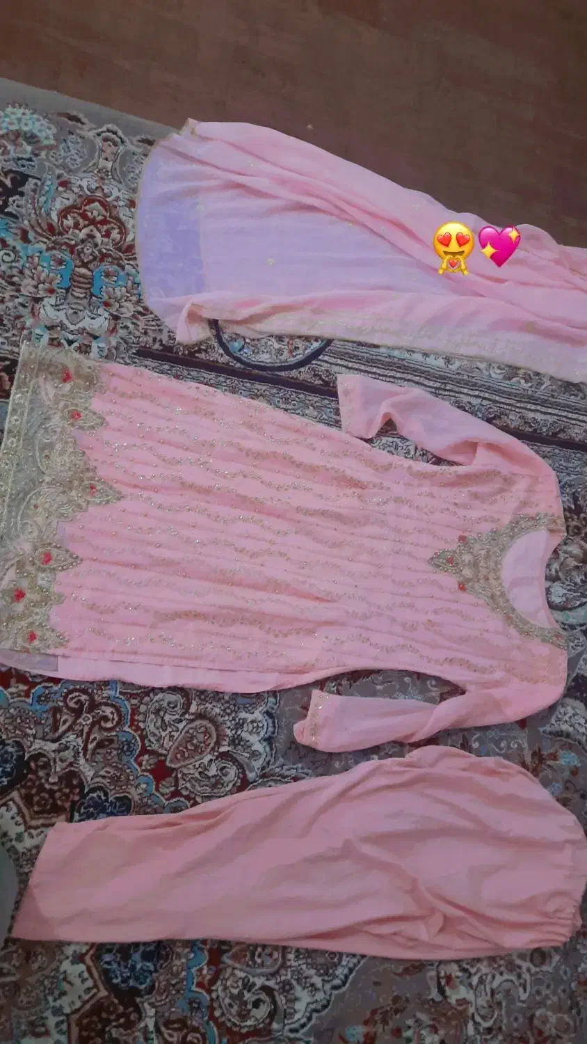 لباس|لباس|گرگان, |دیوار