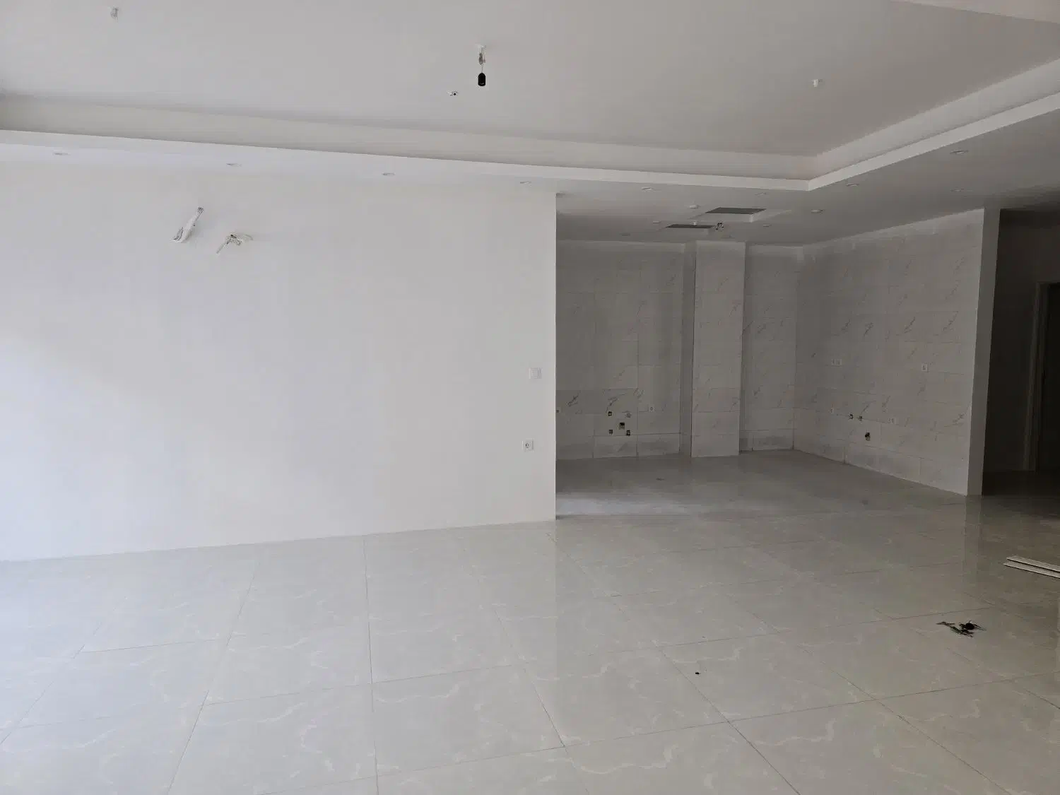 آپارتمان نوساز ۱۳۰ متری تکواحدی شهرک فجر|فروش آپارتمان|ورامین, شهرک فجر|دیوار