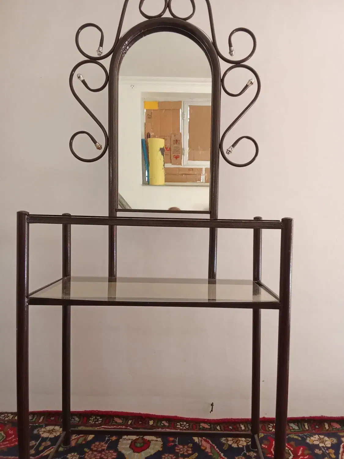 میز آرایش فلزی|مبلمان خانگی و میز عسلی|مرند, |دیوار