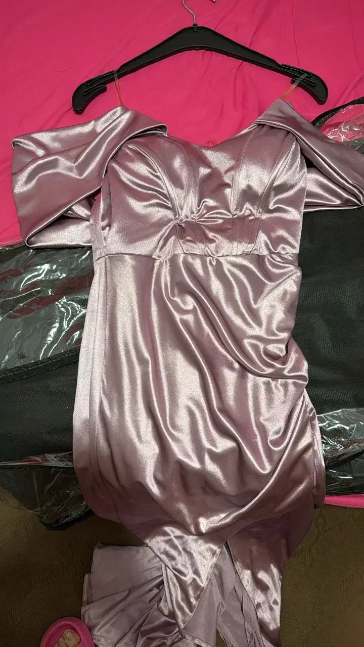 لباس مجلسی و عروسی در حد نو|لباس|ساری, |دیوار