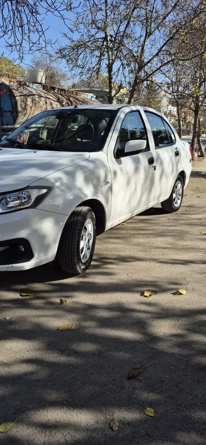 ساینا دوگانه 1403 در حد خشک|خودرو سواری و وانت|کرمانشاه, |دیوار