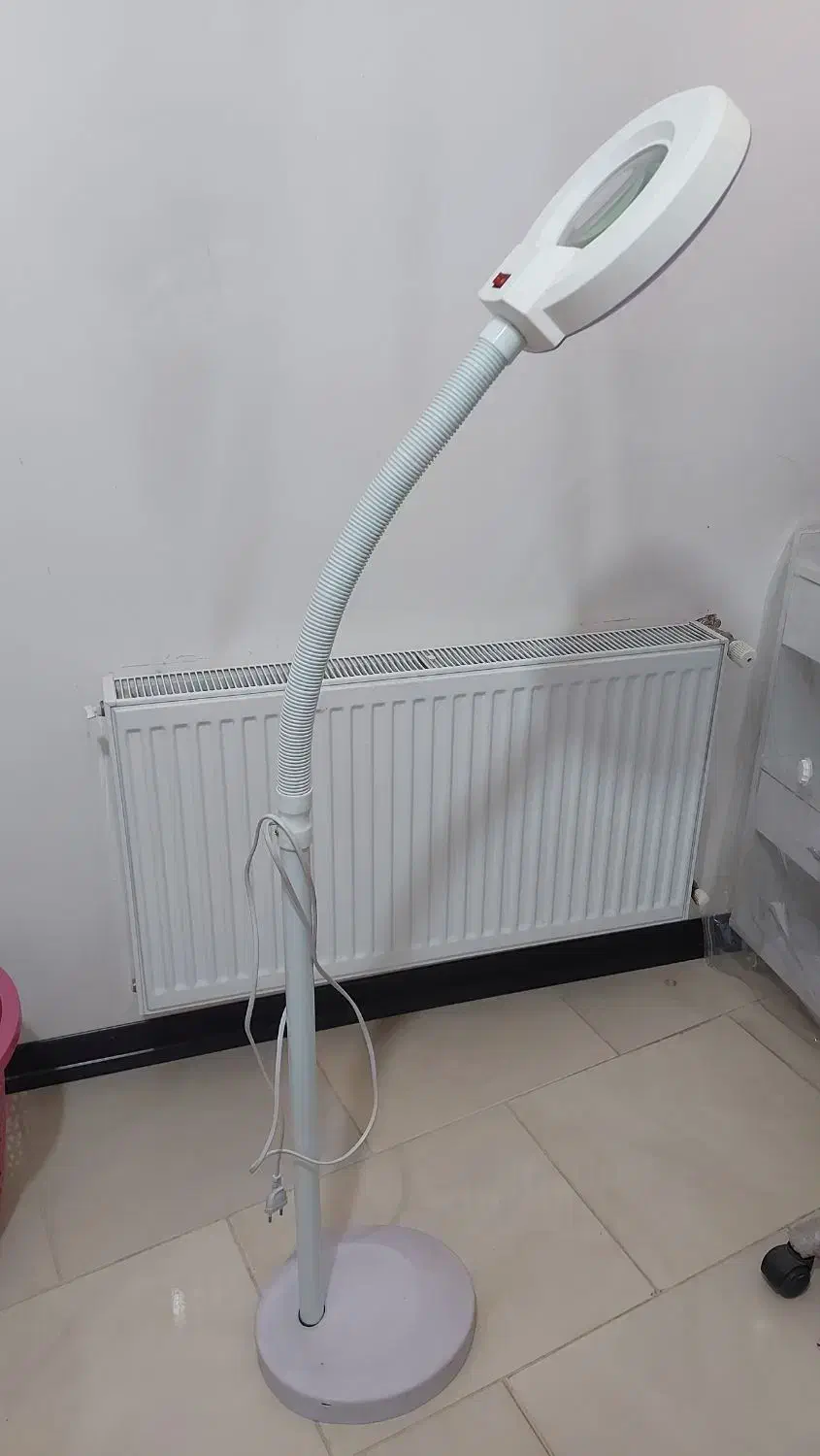 چراغ لوپ پایه دار|لامپ و چراغ|خمینی‌شهر, |دیوار