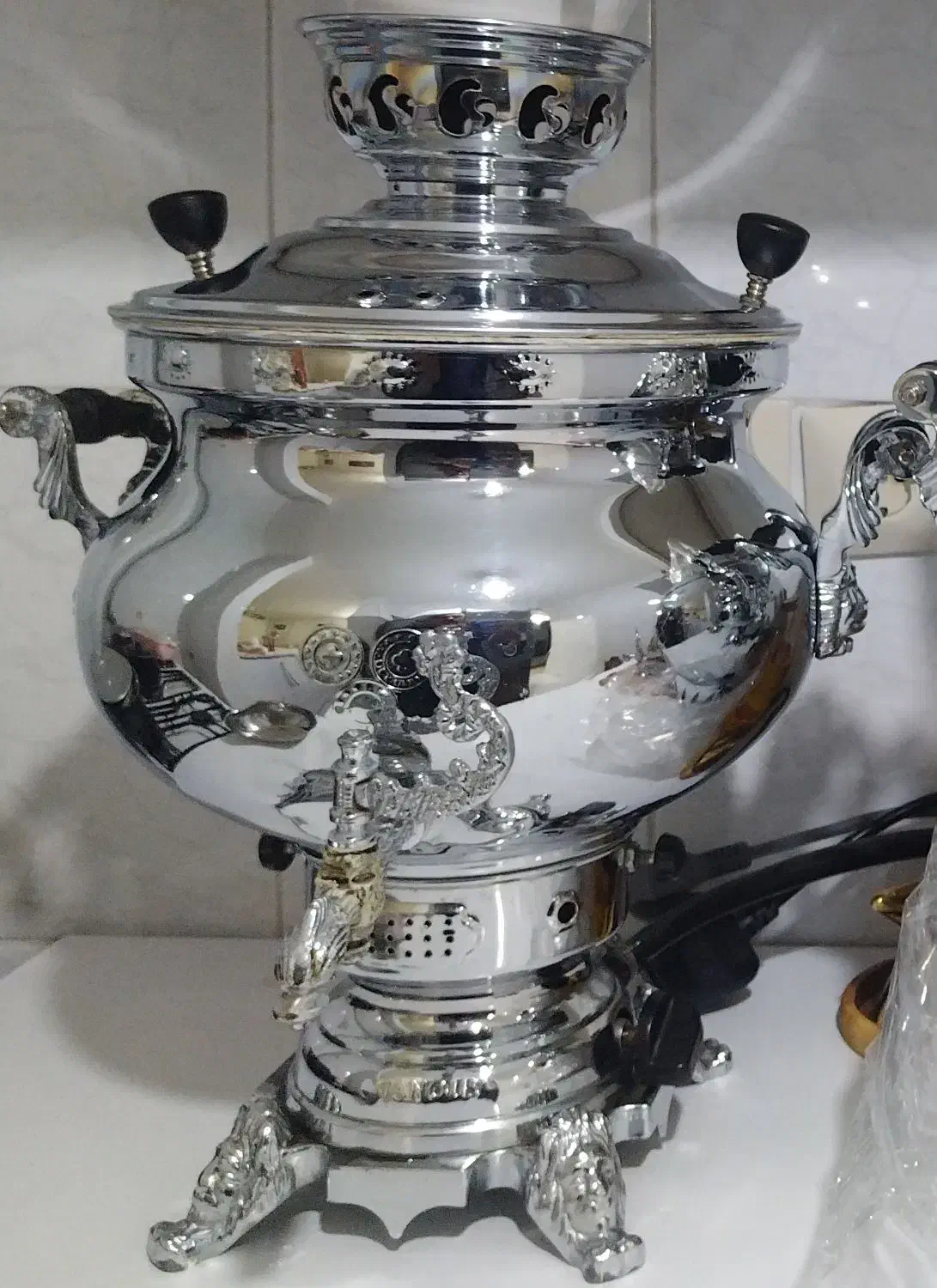 یک عدد سماور ، قیمت3میلیون|سماور، چایساز، قهوهساز|مهاباد (آذربایجان غربی), |دیوار