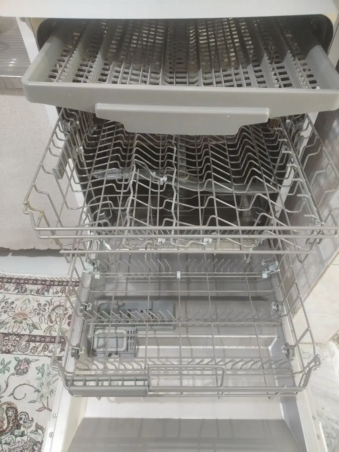 ماشین ظرفشویی دوو مدل DDW-M1411SGW|ماشین ظرفشویی|کهریزک, |دیوار