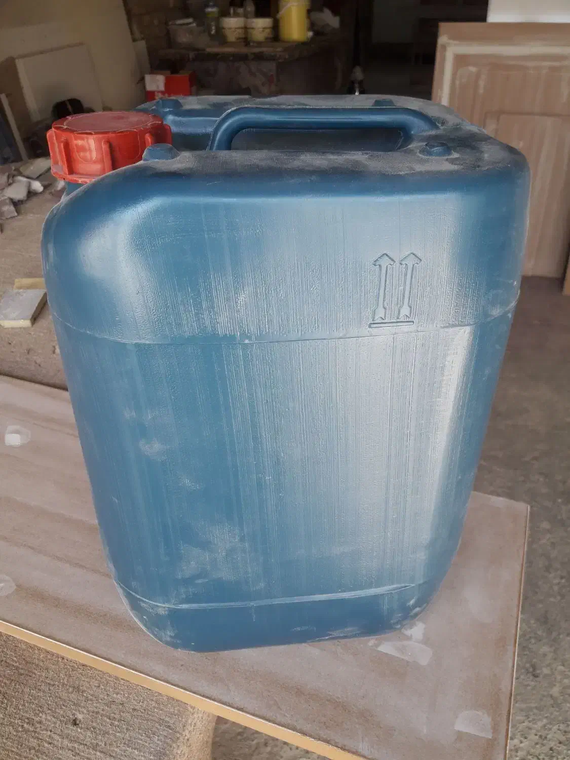 گالن ۲۰ لیتری|ظروف نگهدارنده، پلاستیکی، یک‌بارمصرف|ارومیه, |دیوار