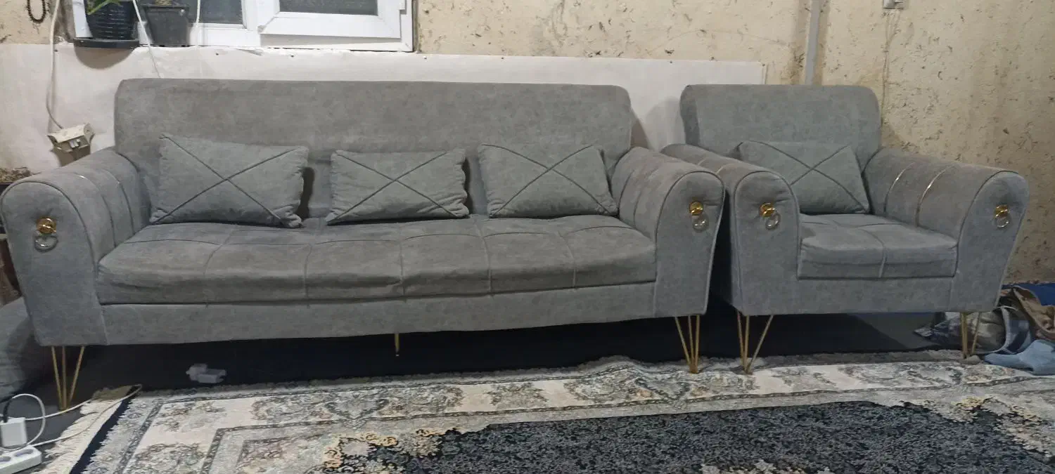 مبل|مبلمان خانگی و میز عسلی|قدس, شهر‌قدس|دیوار