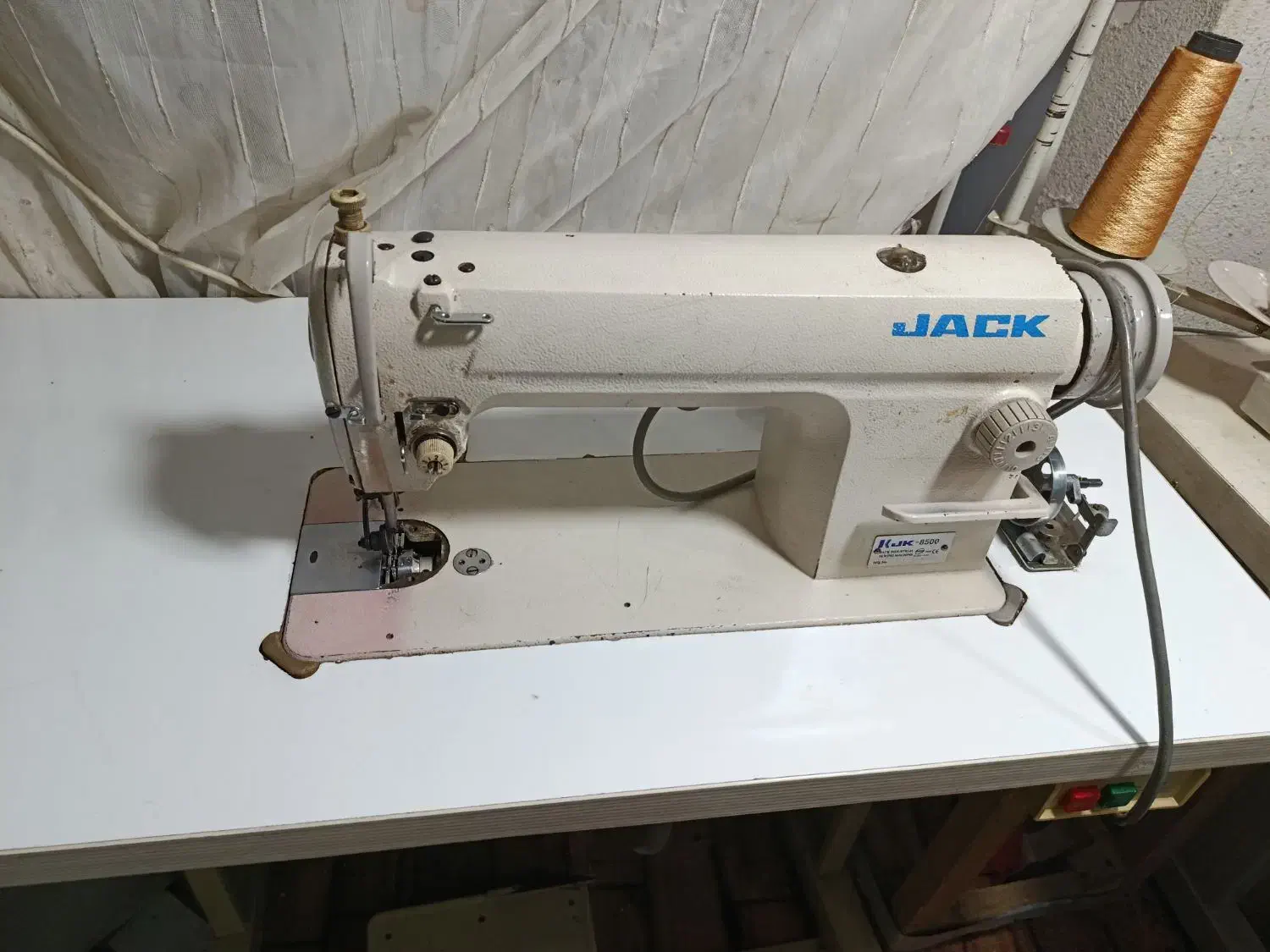 چرخ راسته دوز جک8500|چرخ خیاطی و ریسندگی|قم, الوندیه و گذر صادق|دیوار