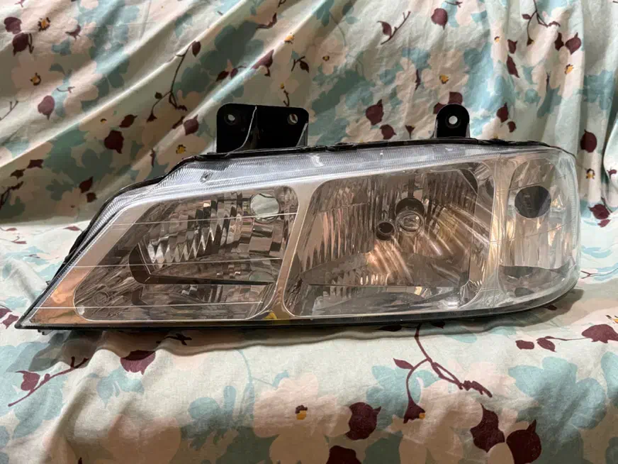 چراغ پارس و لاستیک و شاتون|قطعات یدکی و لوازم جانبی|اهواز, کوروش|دیوار