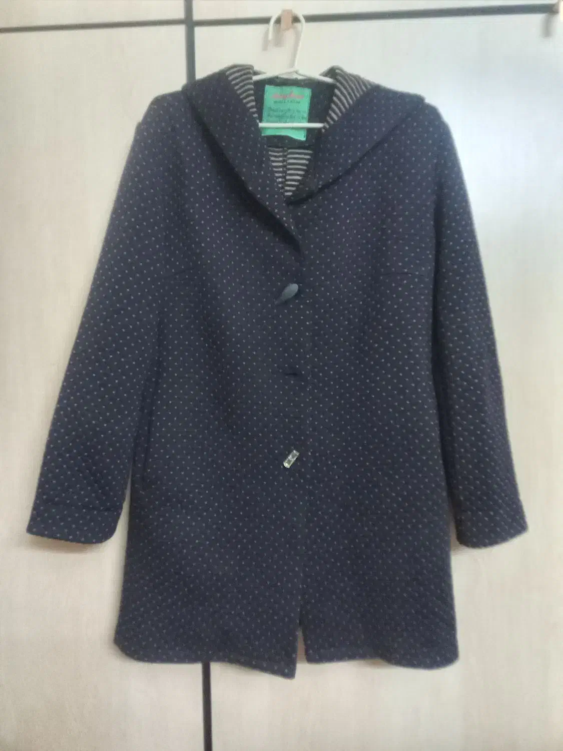 مانتو پشمی گرم کلاه دار سایزXL|لباس|اصفهان, اشکاوند|دیوار