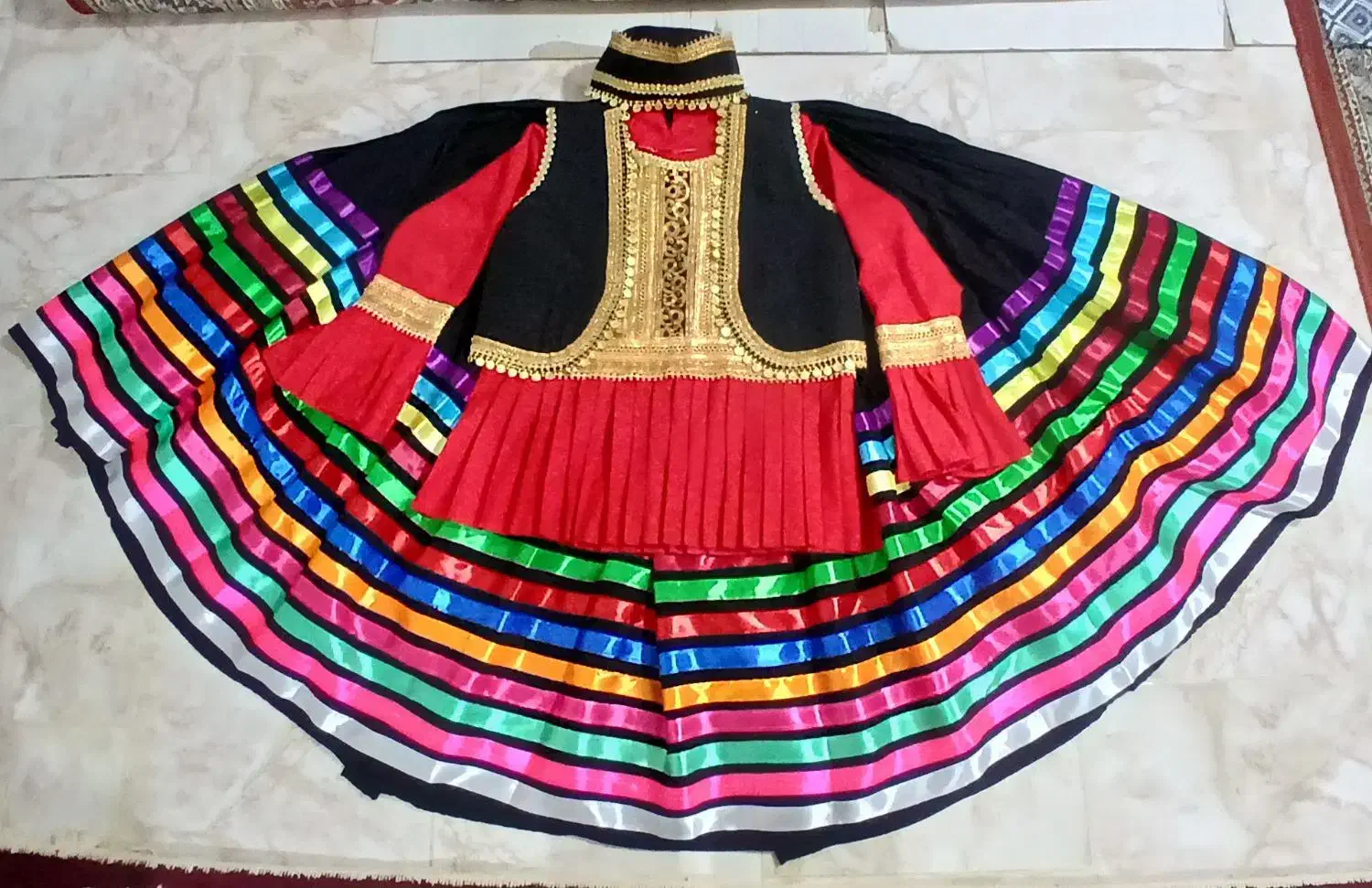 لباس محلی|لباس|لاهیجان, آهندان|دیوار