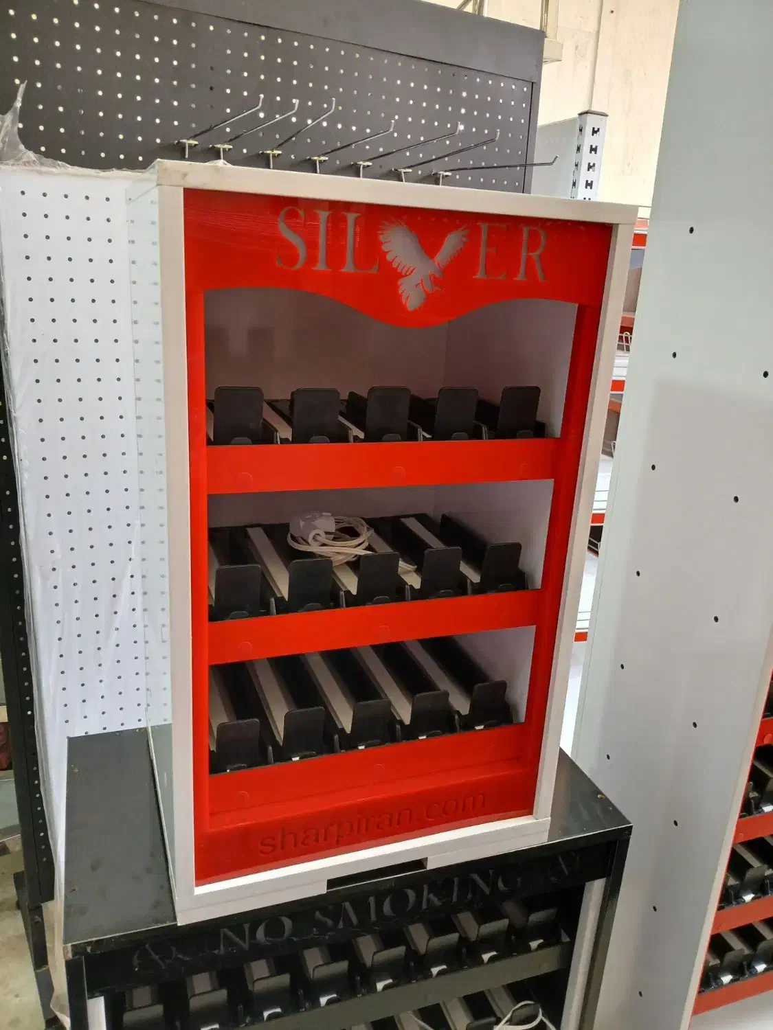 تجهیزات فروشگاهی استندسیگار استندخشکبار میز چک اوت|فروشگاه و مغازه|اردبیل, |دیوار