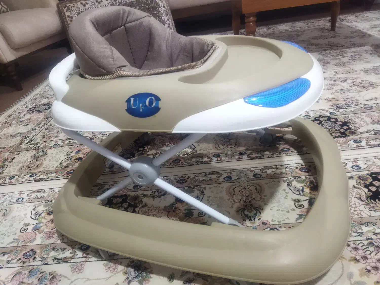 روروک در حد اکبند کارخونه|کالسکه و لوازم جانبی|سنندج, |دیوار