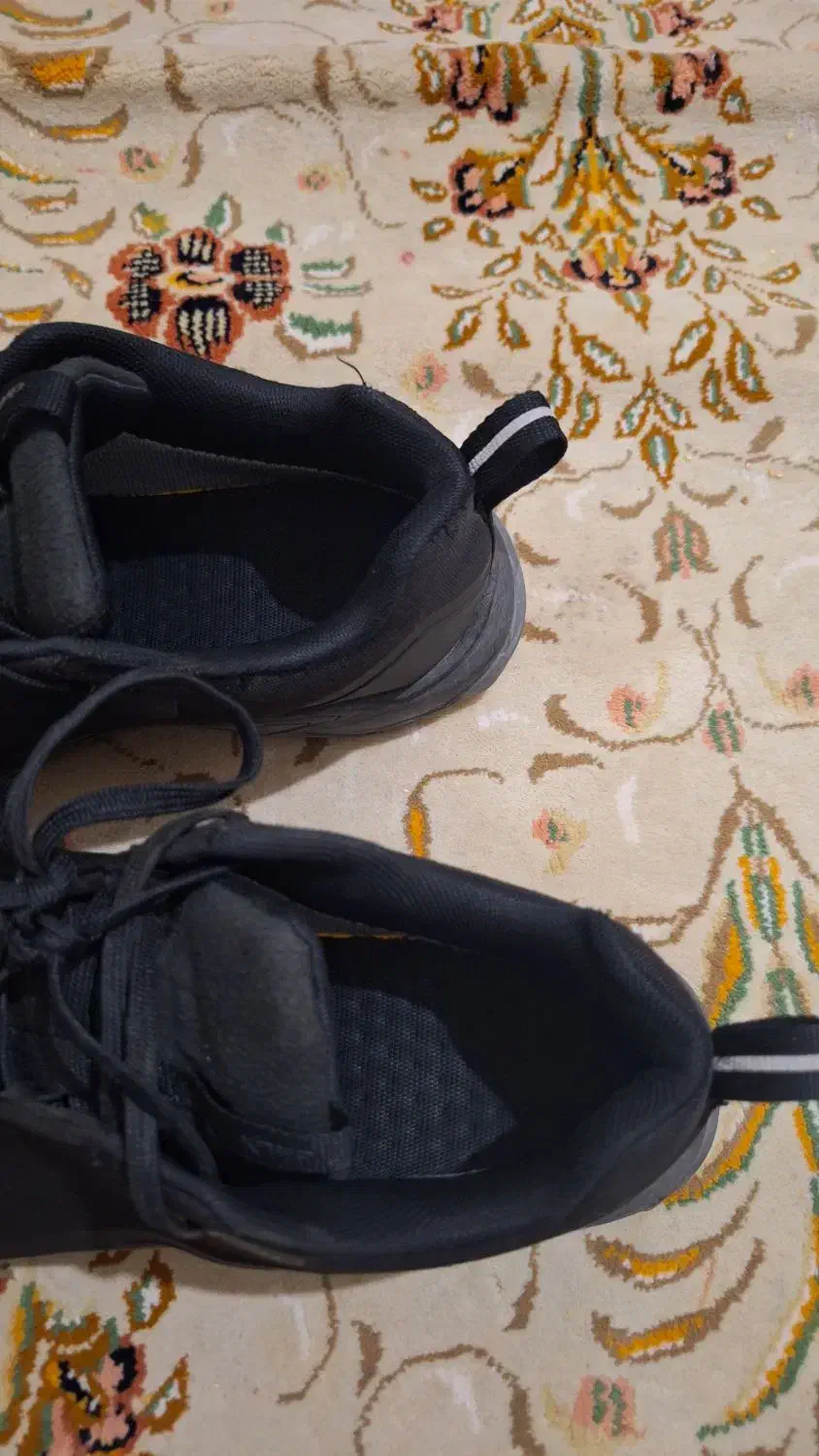 آدیداس  اصلی سایز ۴۲|کیف، کفش، کمربند|خرم‌آباد, |دیوار