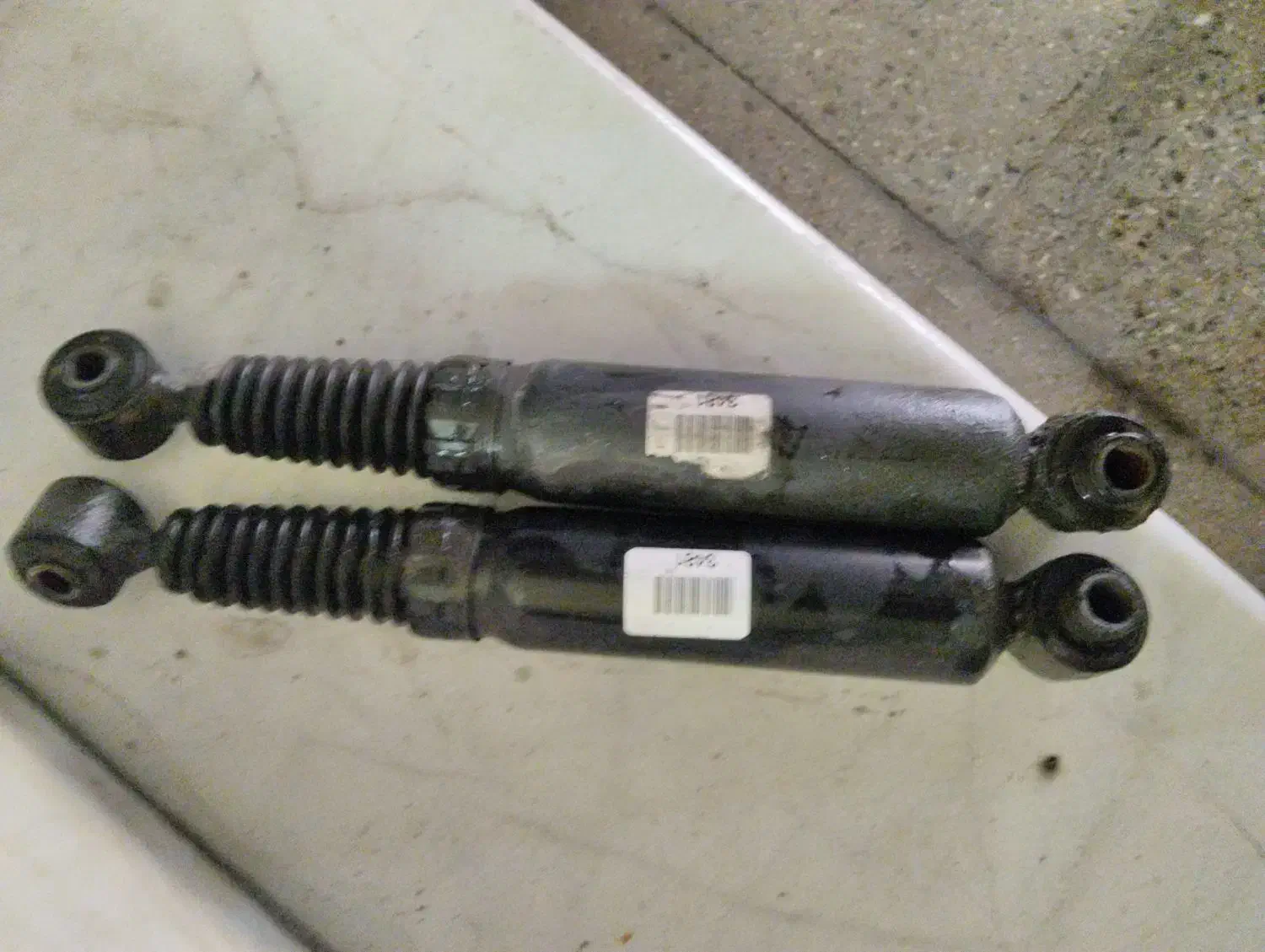 کمک فنر عقب۲۰۶|قطعات یدکی و لوازم جانبی|تهران, شهرک رضویه|دیوار