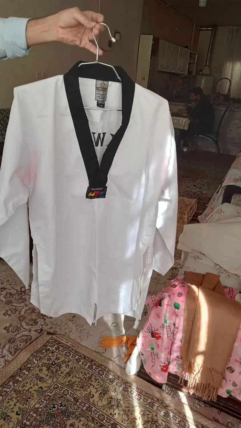 لباس. ورزش رزمی. نوی نو بفروش می رسد|تجهیزات ورزشی|خوانسار, |دیوار