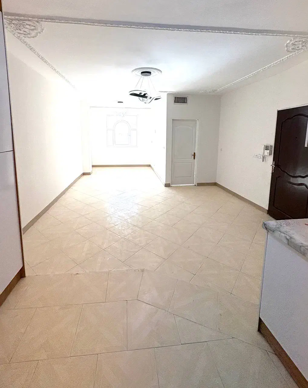 ۵۷متر غرق نور وائین فول امکانات پارکینگ سندی|فروش آپارتمان|شهریار, شهرک وائین|دیوار