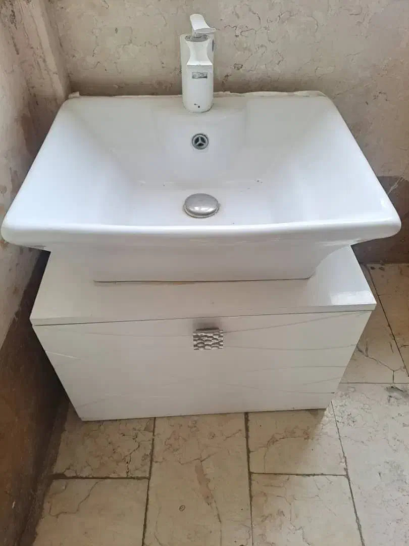 روشویی|لوازم سرویس بهداشتی|پرند, فاز ۳|دیوار