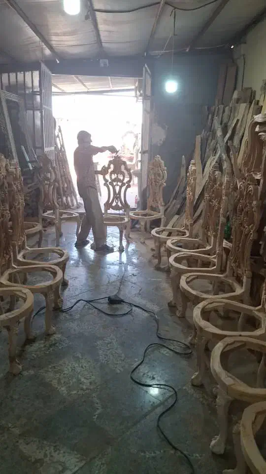 کارگر نجاری ماهر یانیمه ماهر|استخدام صنعتی، فنی، مهندسی|قم, کاسه گران|دیوار