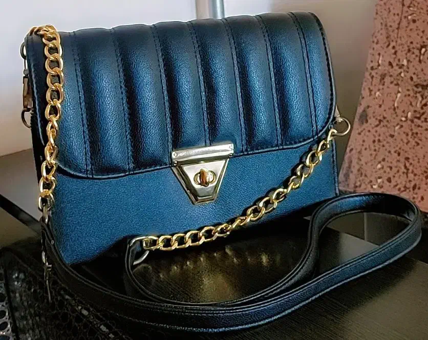 کیف مشکی|کیف، کفش، کمربند|مهاباد (آذربایجان غربی), |دیوار