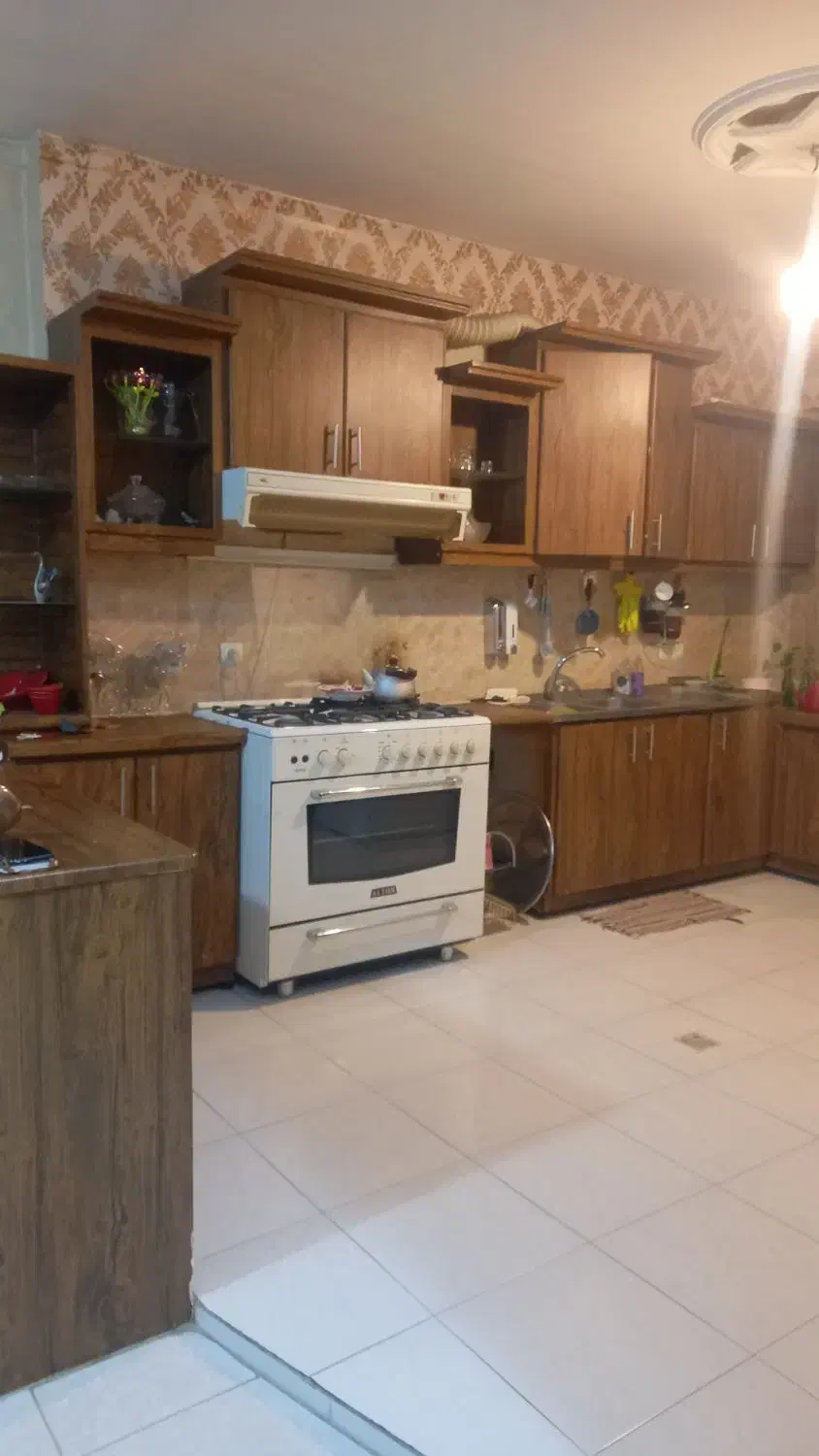 هم خانه خانم دانشجو دانشگاه فردوسی|اجارهٔ آپارتمان|مشهد, نوفل لوشاتو|دیوار