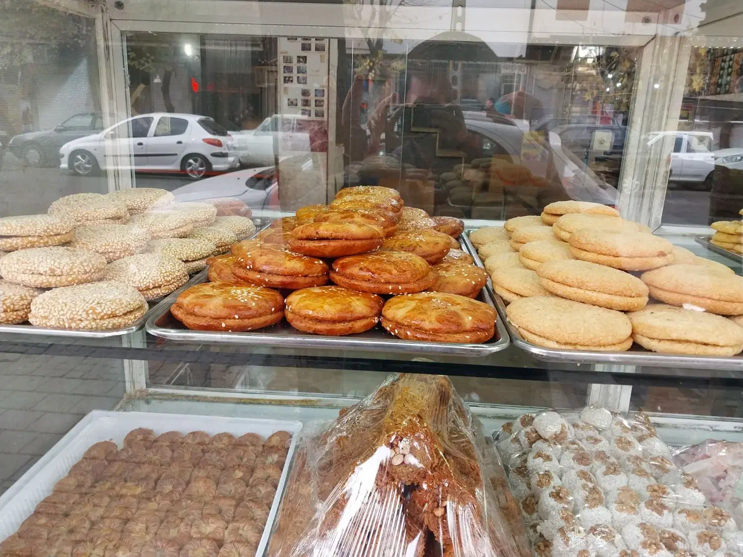 کیک و کلوچه پزی|خدمات آموزشی|باقرشهر, |دیوار