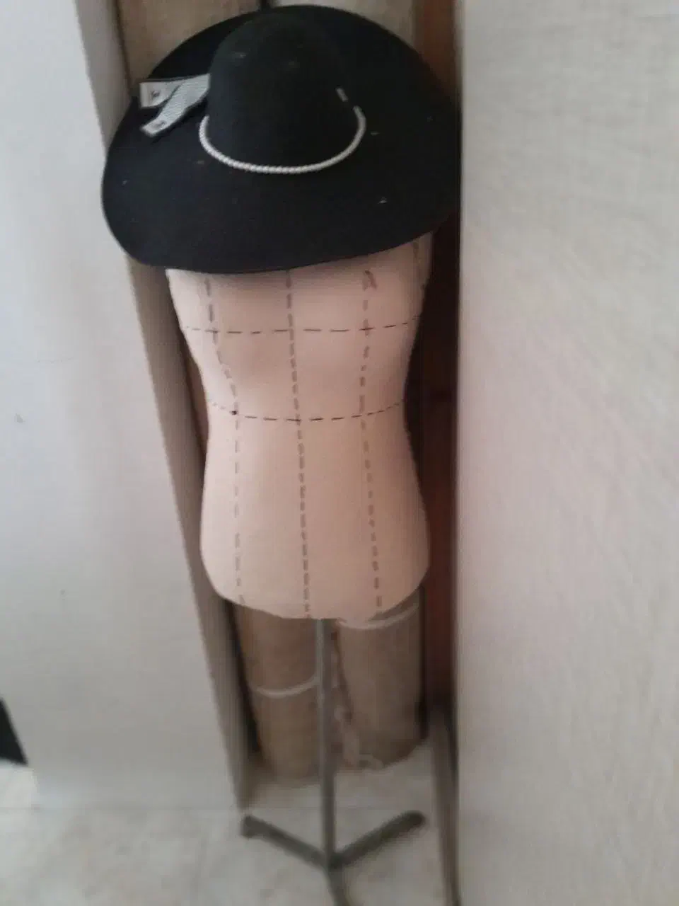 مانکن خیاطی ،سوزن خور،دست ساز،سایز ۴۲|لوازم خیاطی و بافتنی|بندر انزلی, آخرخط|دیوار
