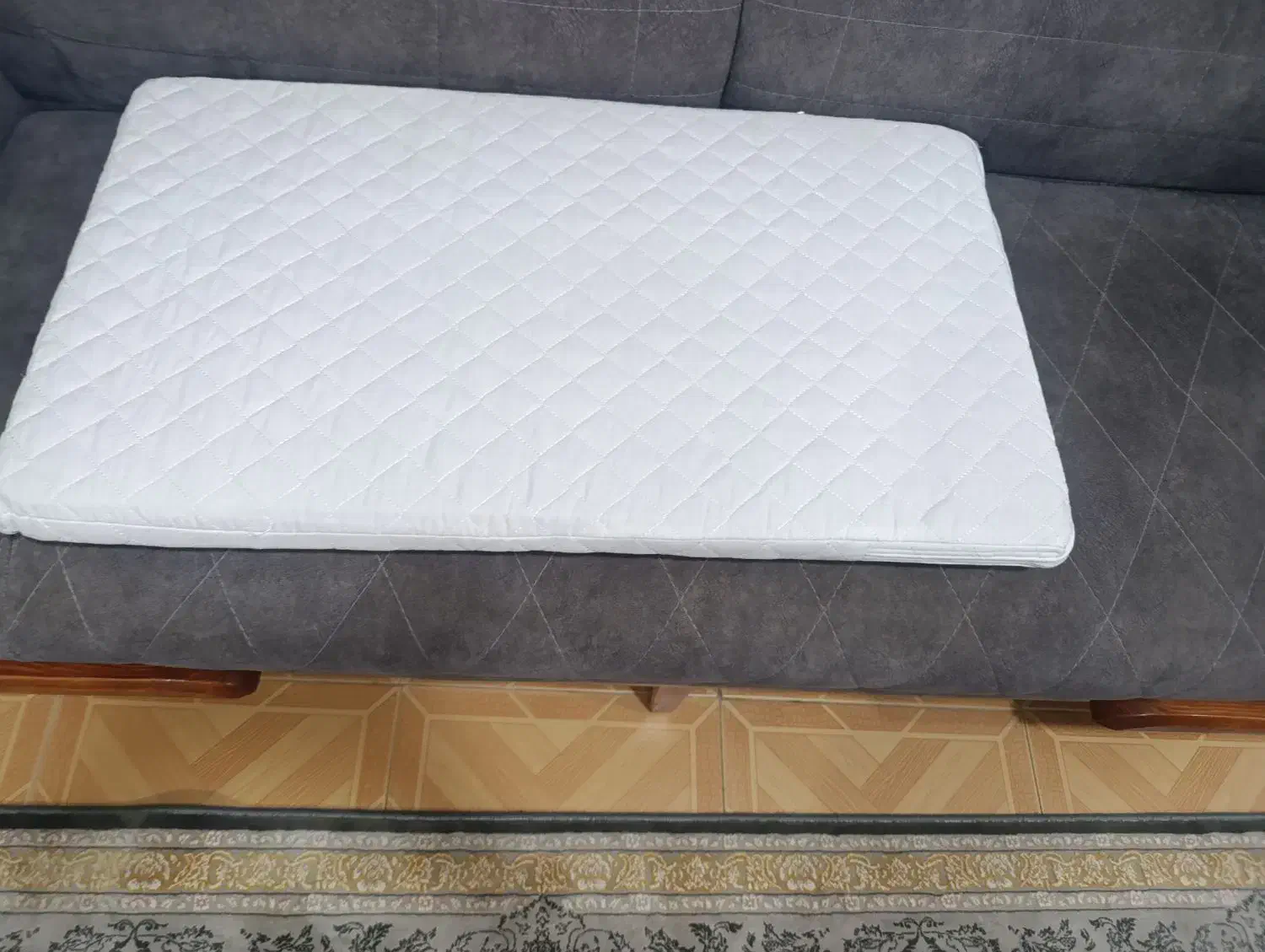 گهواره ننو و تخت کنارمادر|تخت و صندلی بچه|رشت, حمیدیان|دیوار