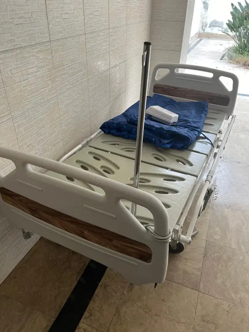 تخت بیمارستان برقی|تشک تختخواب|آمل, |دیوار