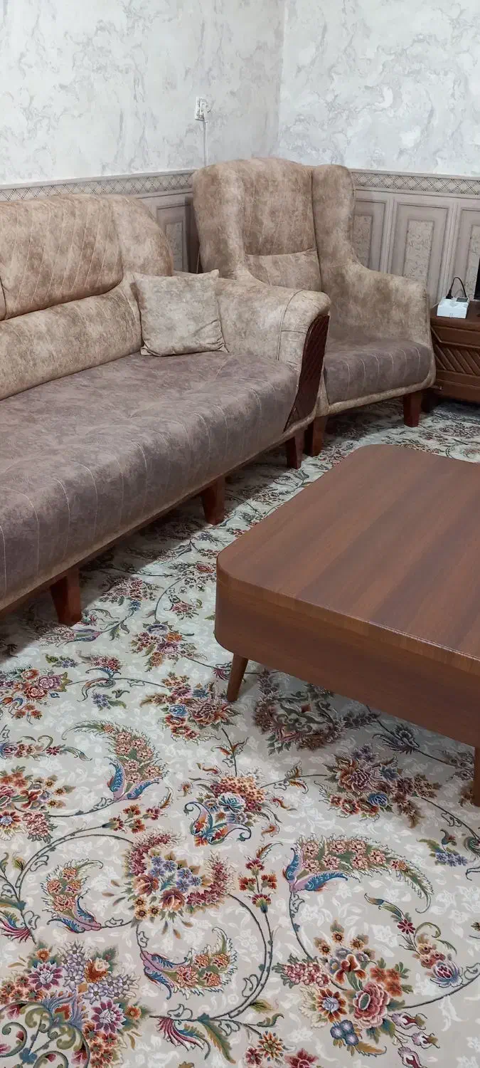 مبل|مبلمان خانگی و میز عسلی|رزن, |دیوار