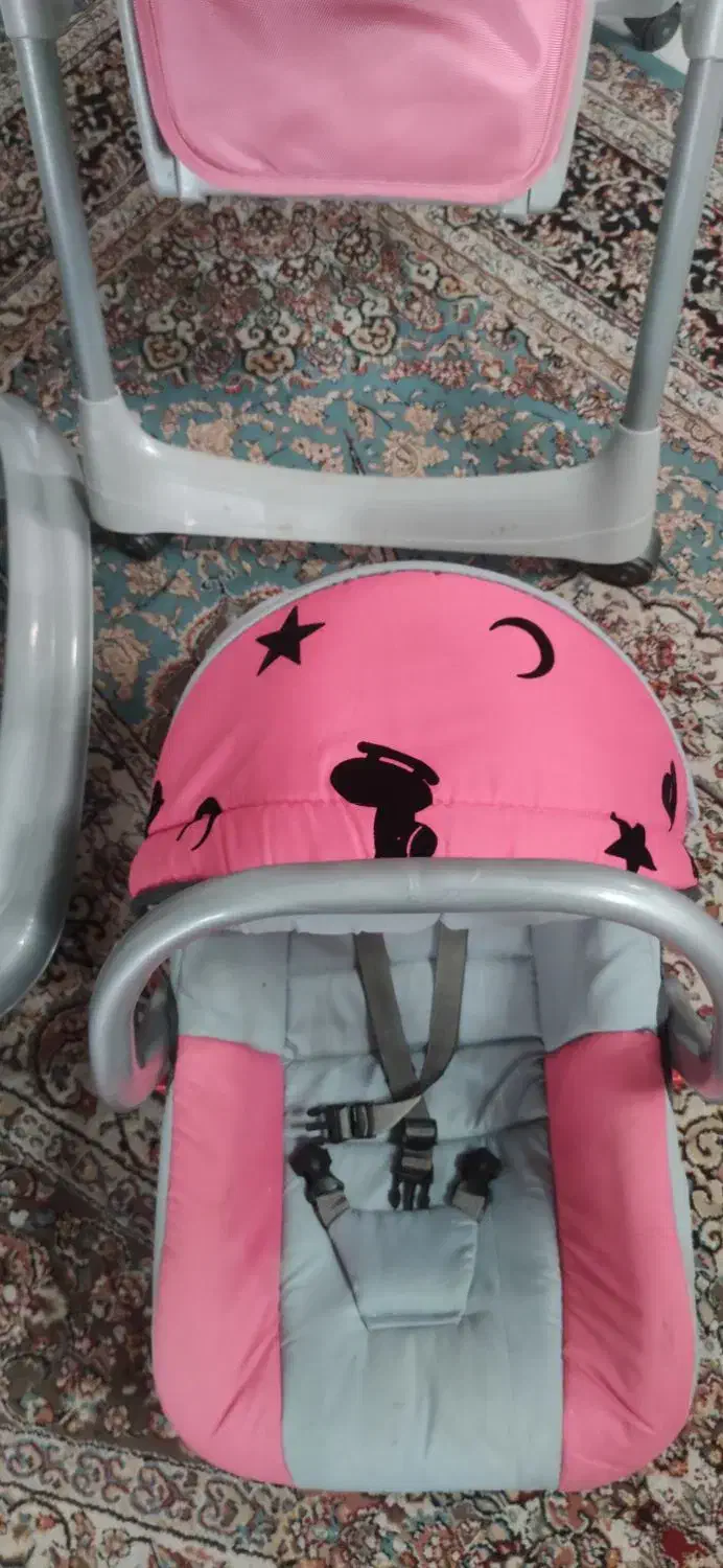 سرویس کالسکه روروئک دلیجان به همراه صندلی غذا|کالسکه و لوازم جانبی|رشت, شهرک قدس|دیوار