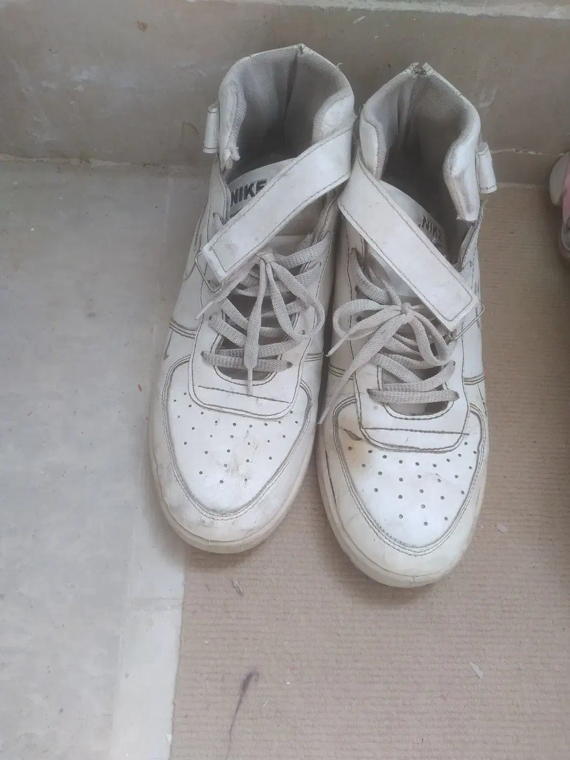 کفش|کیف، کفش، کمربند|بجنورد, |دیوار