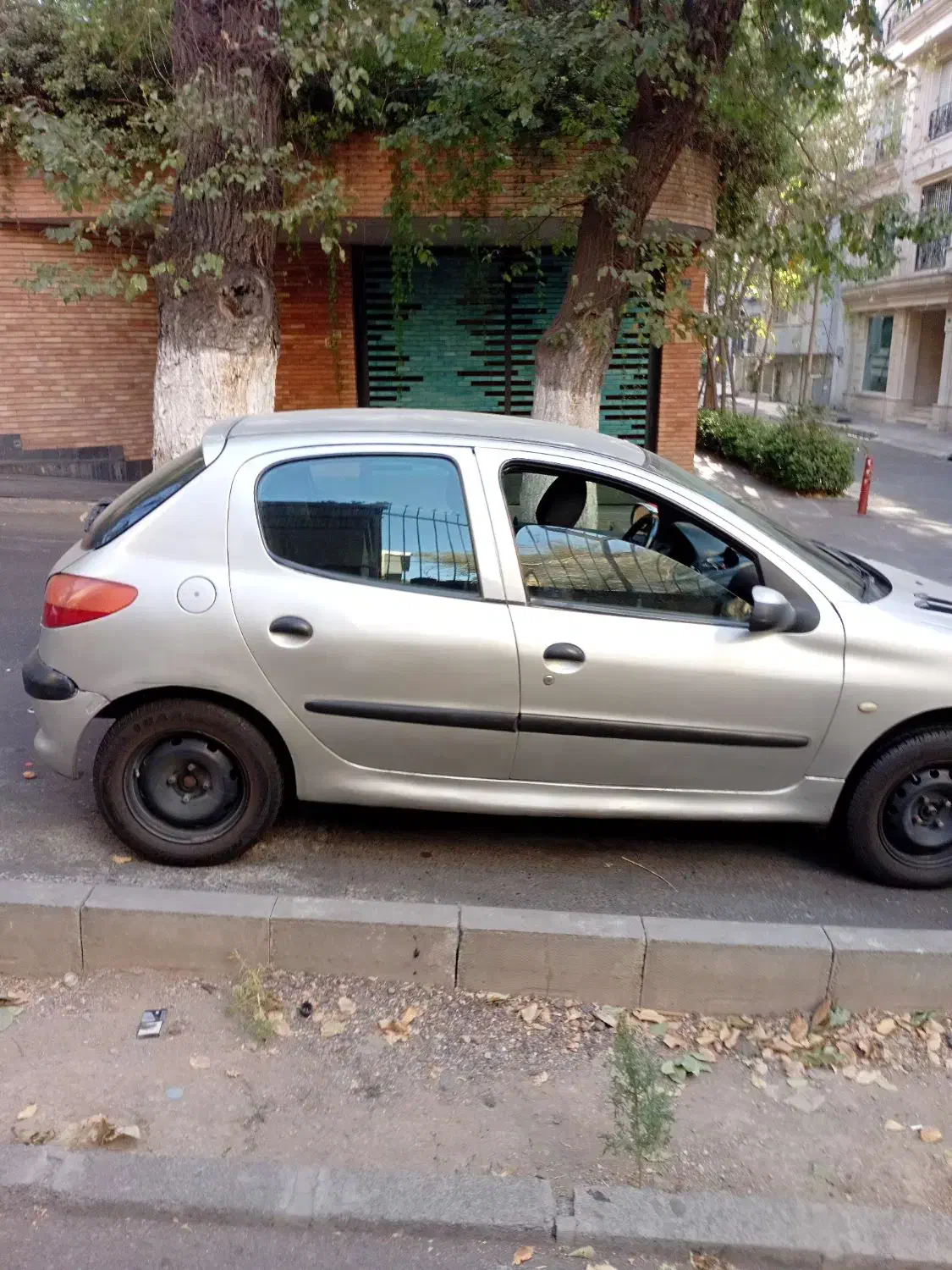 ۲۰۶ مدل ۸۲ تیپ ۳|خودرو سواری و وانت|اندیشه, اندیشه فاز ۵|دیوار