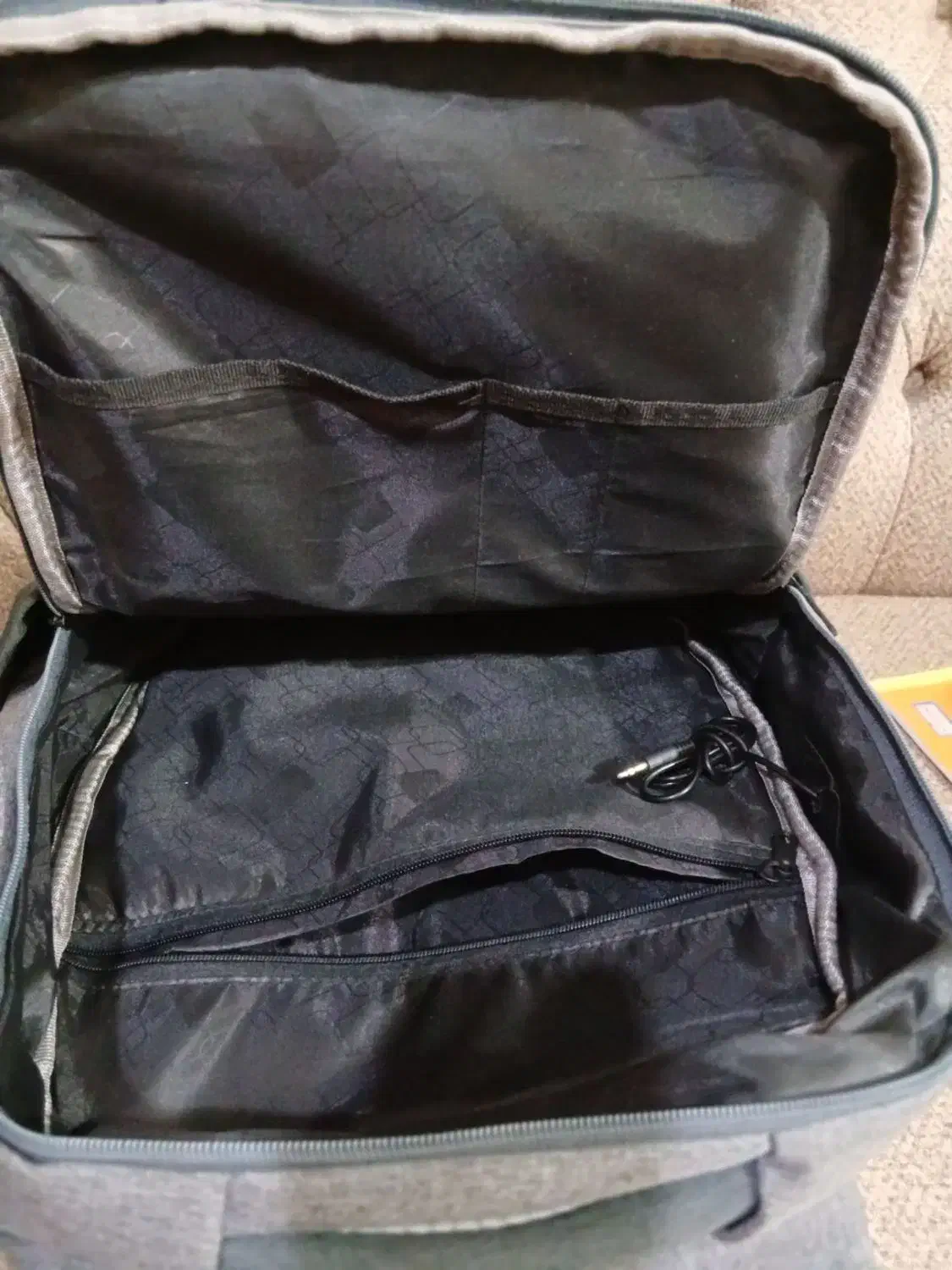 کیف Crumpler مدل CR1202|کیف، کفش، کمربند|آق قلا, |دیوار