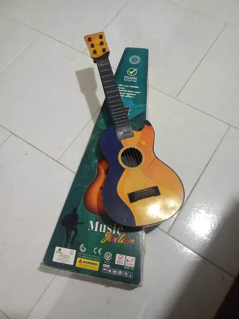 گیتار و اسکیت|اسباب‌‌بازی|مهران (هرمزگان), |دیوار