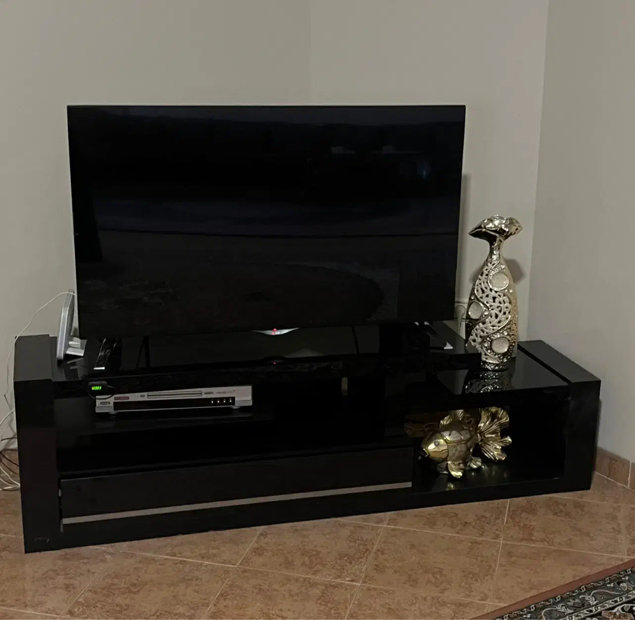 میز تلویزیون|میز تلویزیون|ارومیه, |دیوار