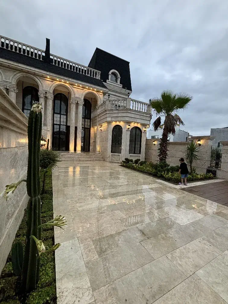 فورلکس نما انگلیسی 1000 متری/اسانسور/سنددار|فروش خانه و ویلا|رویان, |دیوار