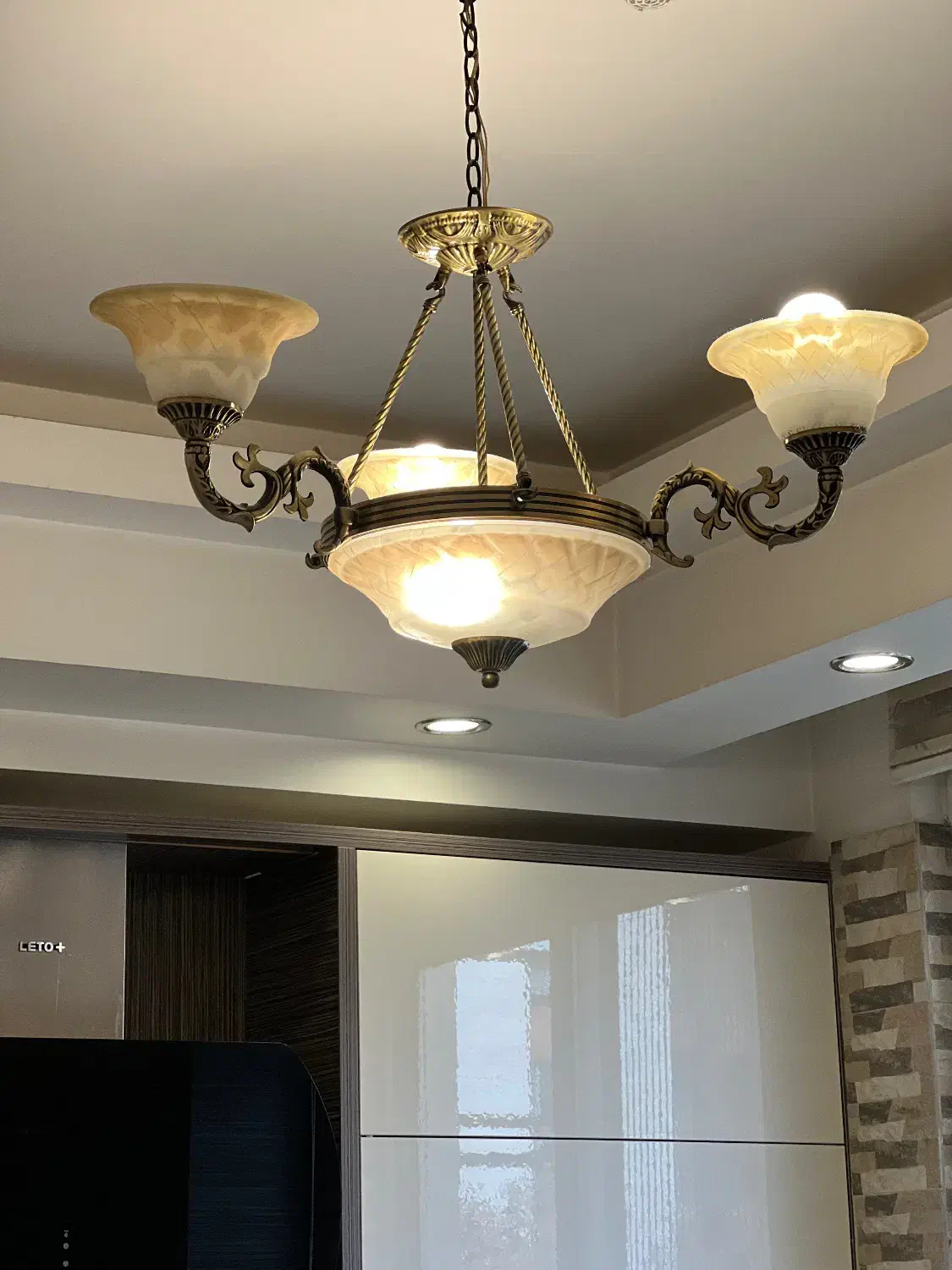 لوستر|لوستر و چراغ آویز|تهران, قلهک|دیوار