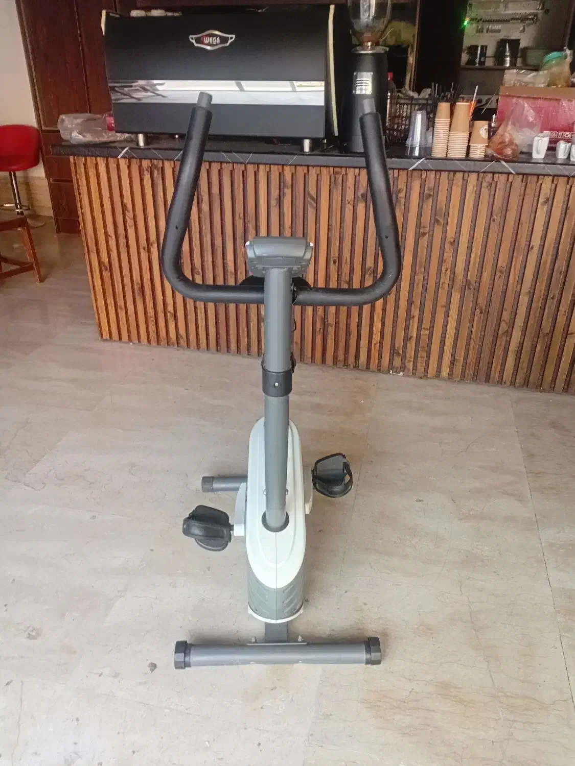 دوچرخه ثابت ورزشی|تجهیزات ورزشی|لواسان, |دیوار