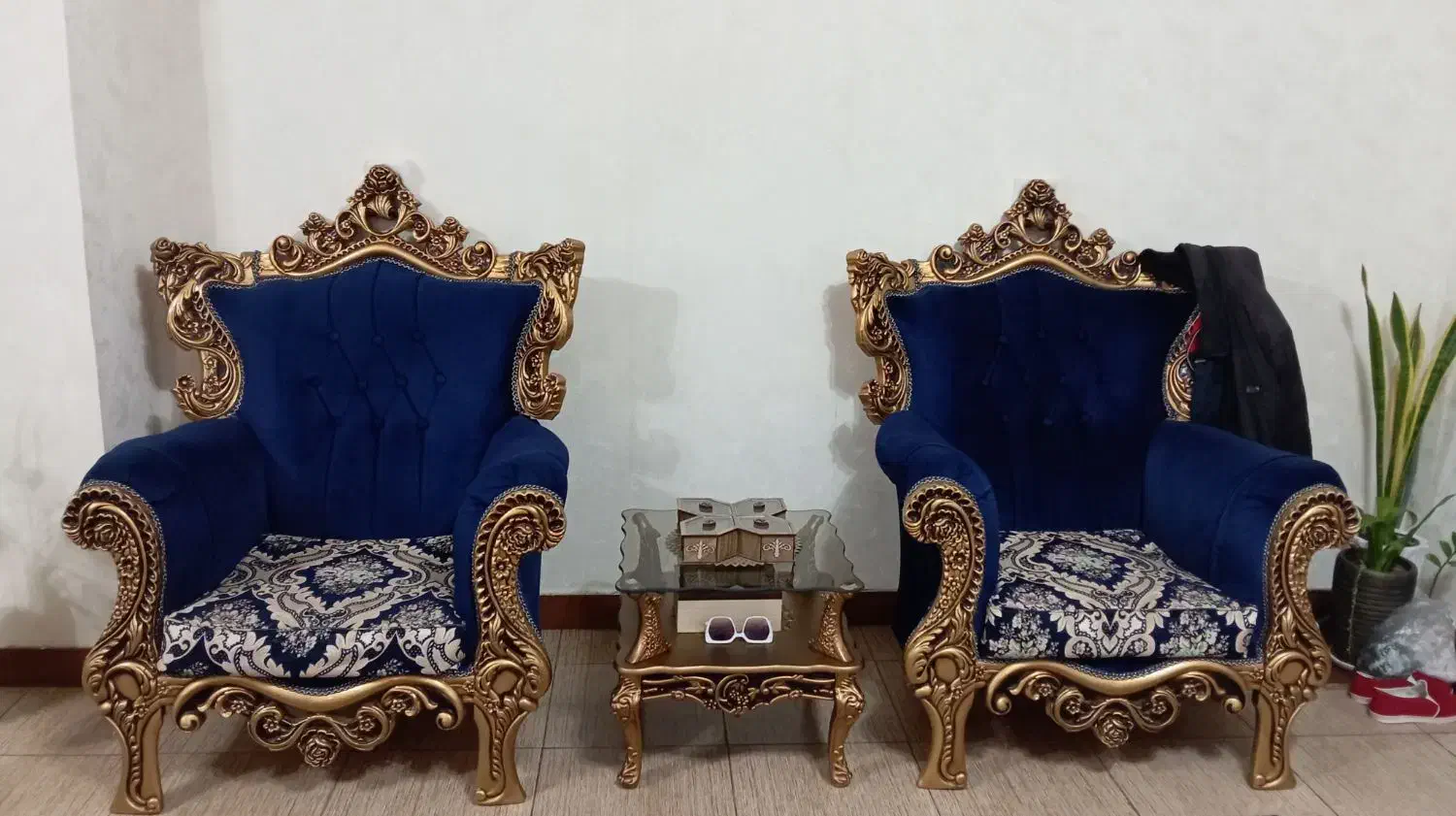 مبل سلطنتی|مبلمان خانگی و میز عسلی|رشت, رودبارتان|دیوار