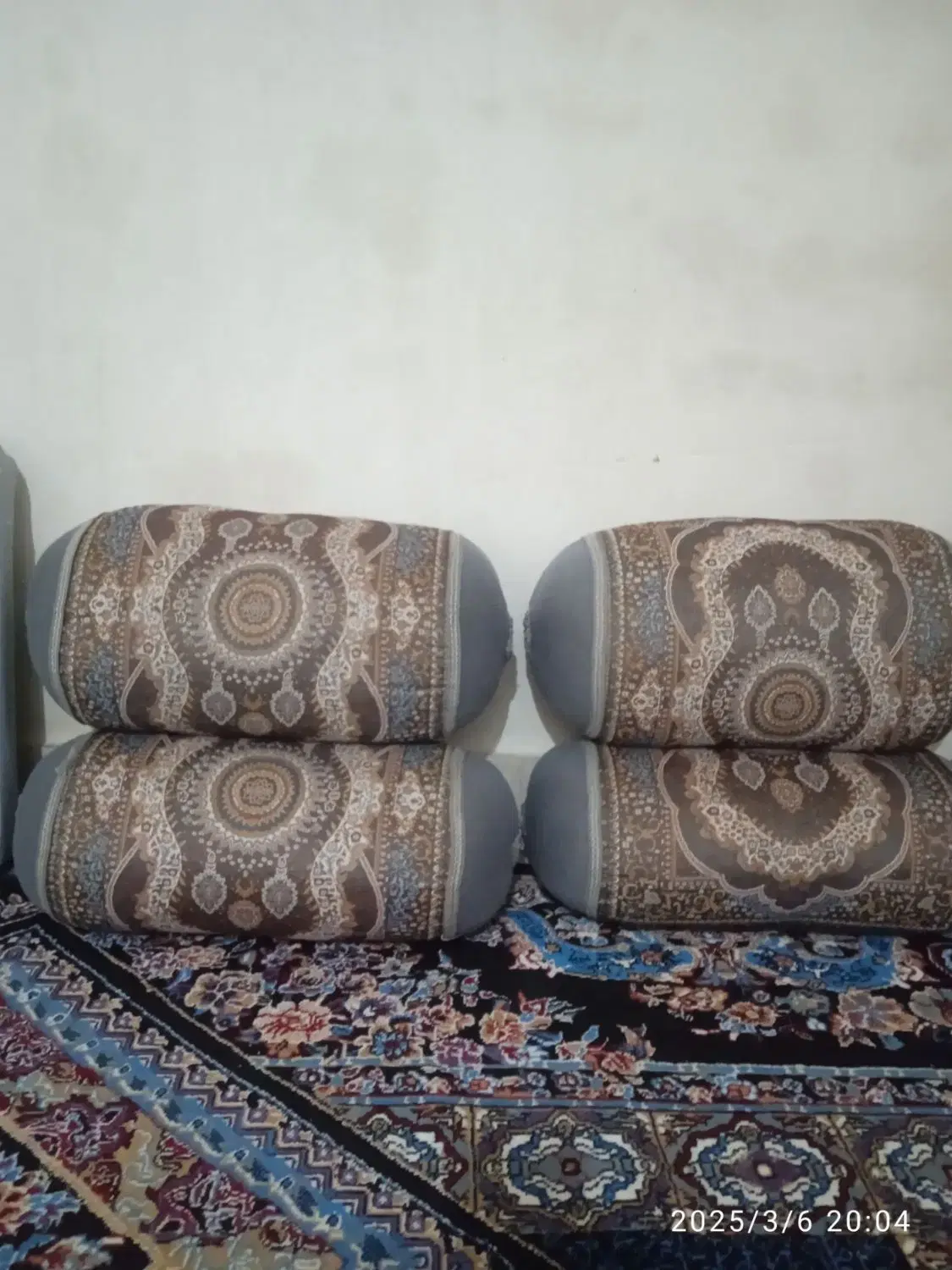 پشتی|مبلمان خانگی و میز عسلی|ایذه, |دیوار