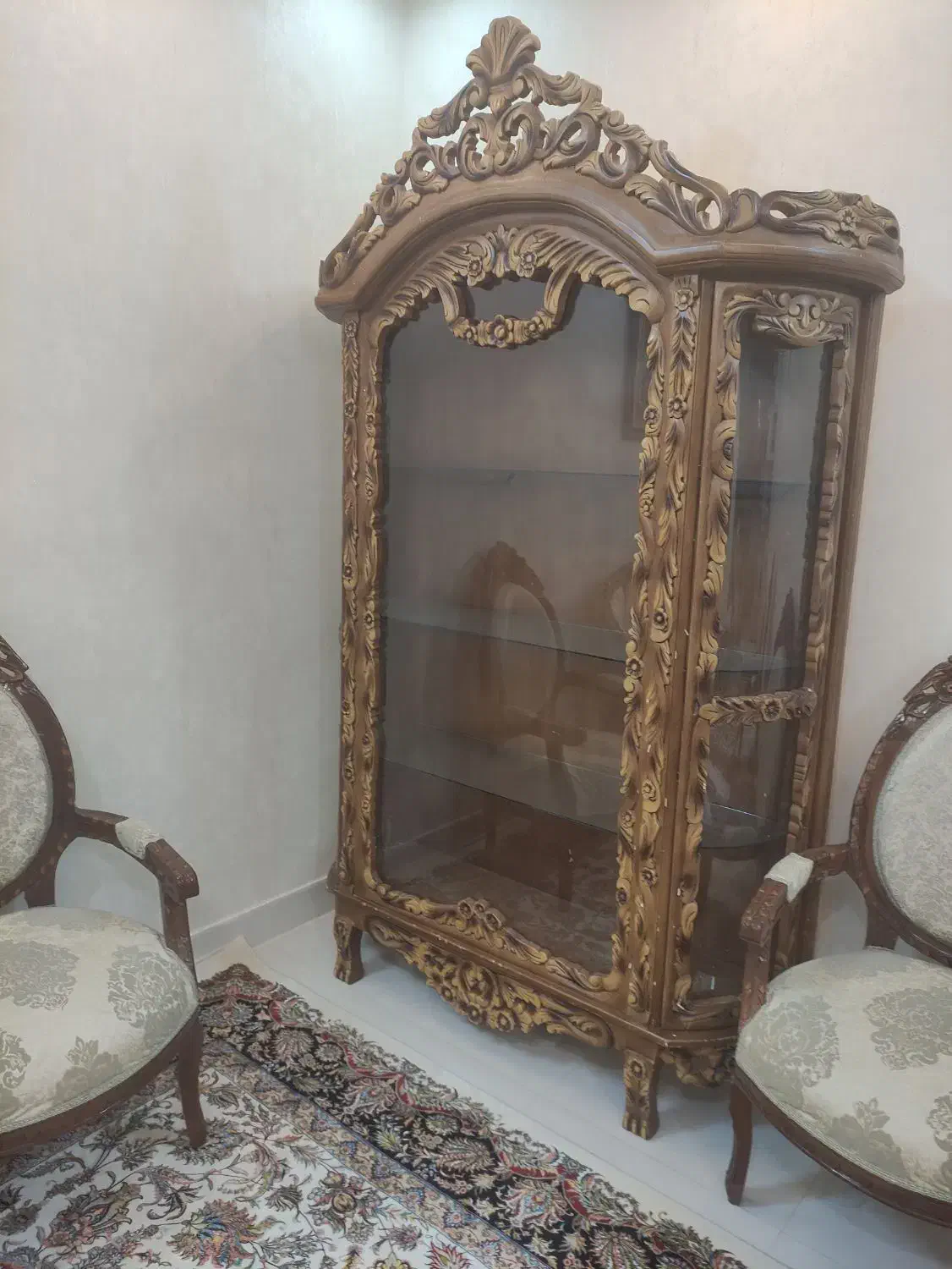 گنجینه چوب گردو|بوفه، ویترین، کنسول|تربت‌حیدریه, مظفریه|دیوار