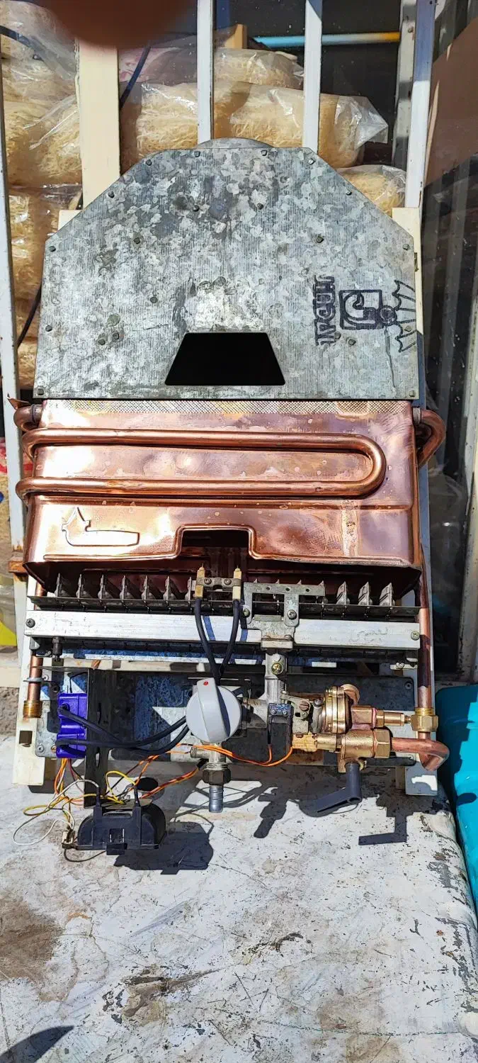 آبگرمکن بوتان ۳۱۱۸ مبدل نو|آبگرمکن، پکیج، شوفاژ|ساوه, |دیوار