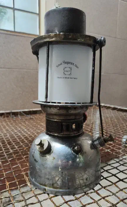 چراغ زنبوری عتیقه|کلکسیون اشیاء عتیقه|بهبهان, |دیوار