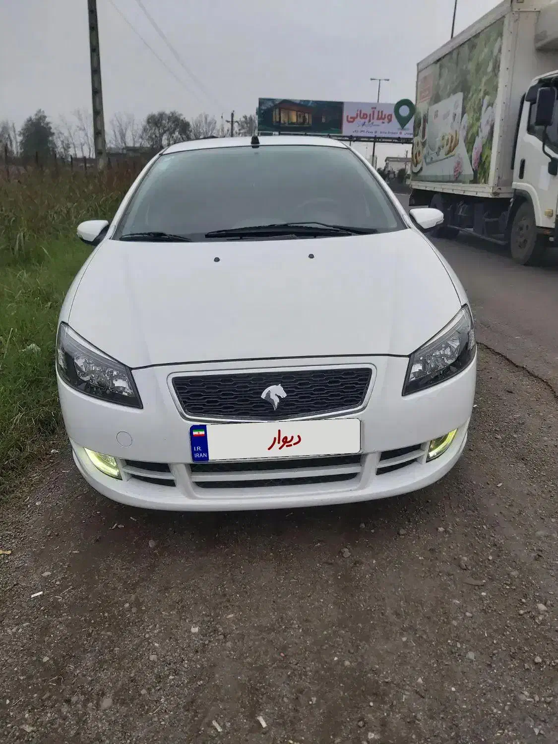 رانا پلاس ۱۴۰۲ سفید|خودرو سواری و وانت|رشت, شکار اسطلخ|دیوار