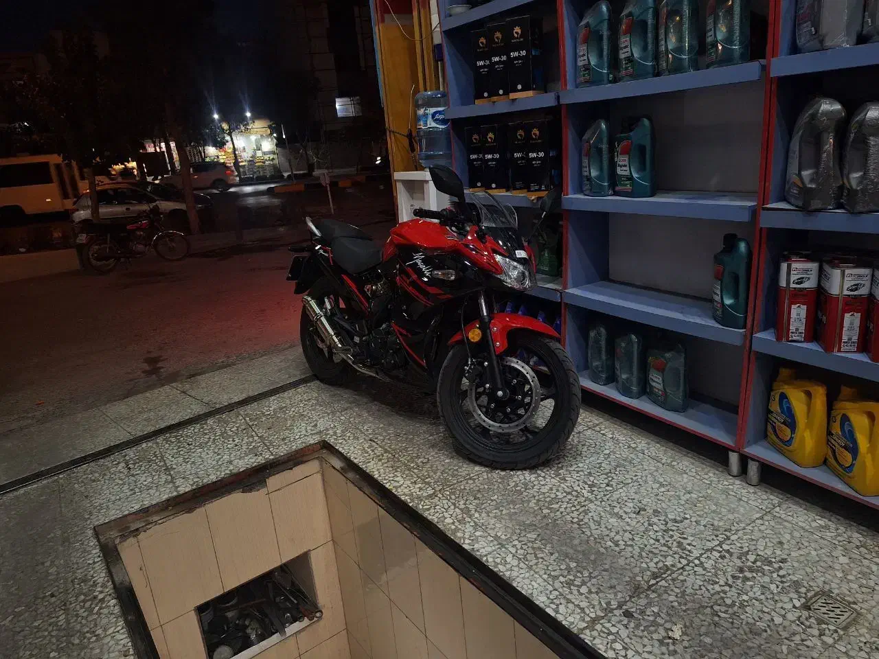 مگلی ۲۰۰ صفر معاوضه و اقساط|موتورسیکلت|میبد, |دیوار